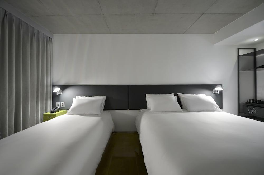 Creto Hotel Myeongdong Сеул Екстериор снимка