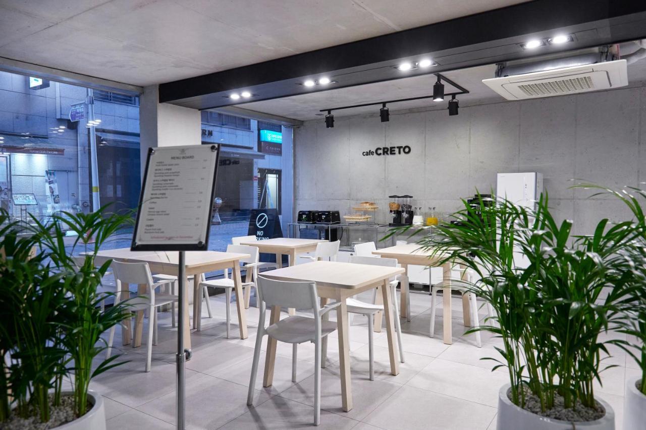 Creto Hotel Myeongdong Сеул Екстериор снимка